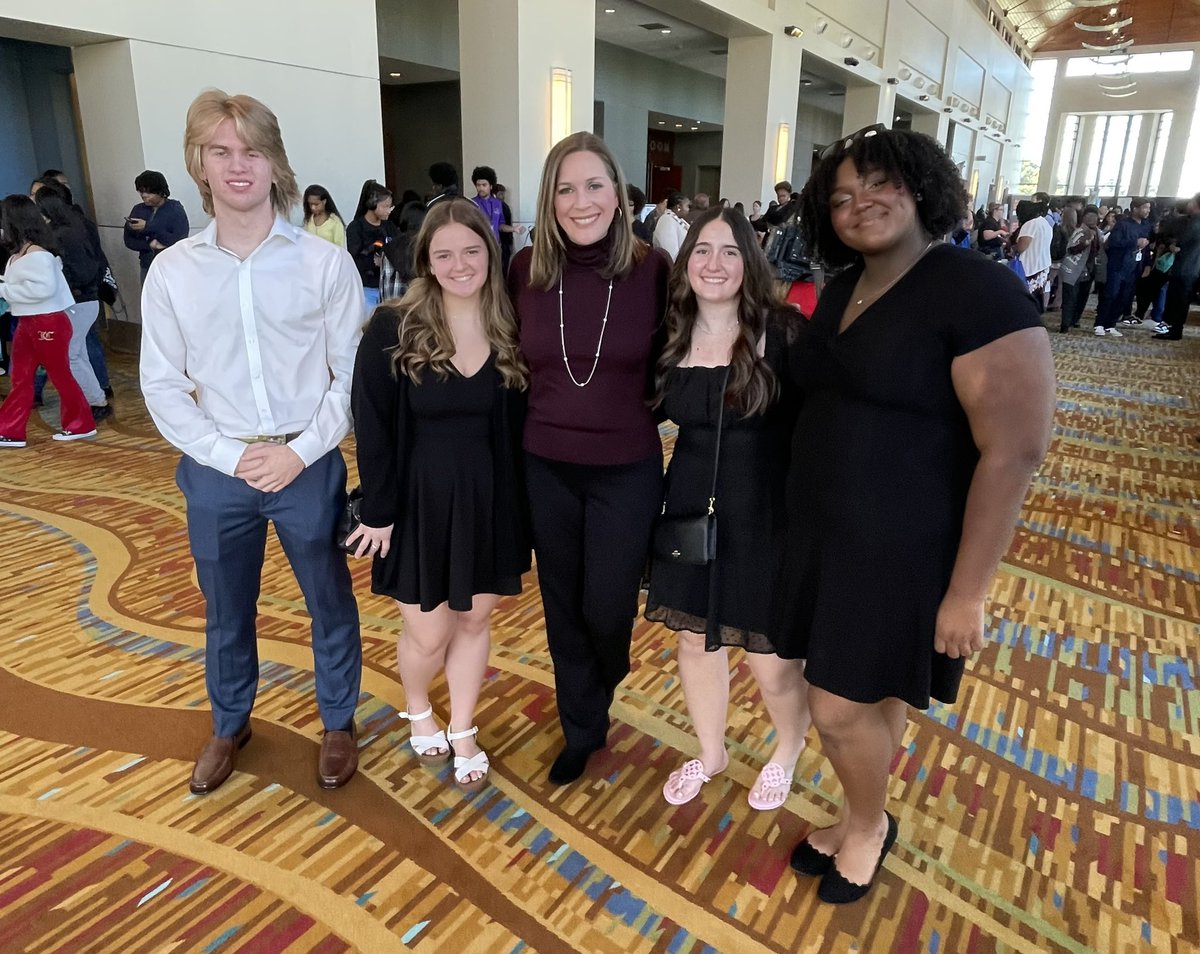 So nice to see these talented
<a href="/SeminoleRidgeTV/">SeminoleRidgeTV</a> students at today’s claim your future showcase! <a href="/SRHSHawks/">Seminole Ridge HS</a> <a href="/pbcsd/">The School District of Palm Beach County</a>