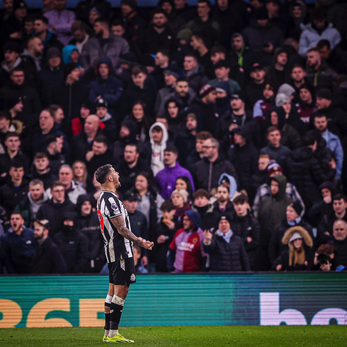 Bruno Guimarães (@brunoog97) on Twitter photo Two happy years in this team, with a very important win! Thank you for everything, <a href="/NUFC/">Newcastle United</a> fans. I’m happy here!3️⃣9️⃣🖤🤍 Two happy years in this team, with a very important win! Thank you for everything, <a href="/NUFC/">Newcastle United</a> fans. I’m happy here!3️⃣9️⃣🖤🤍