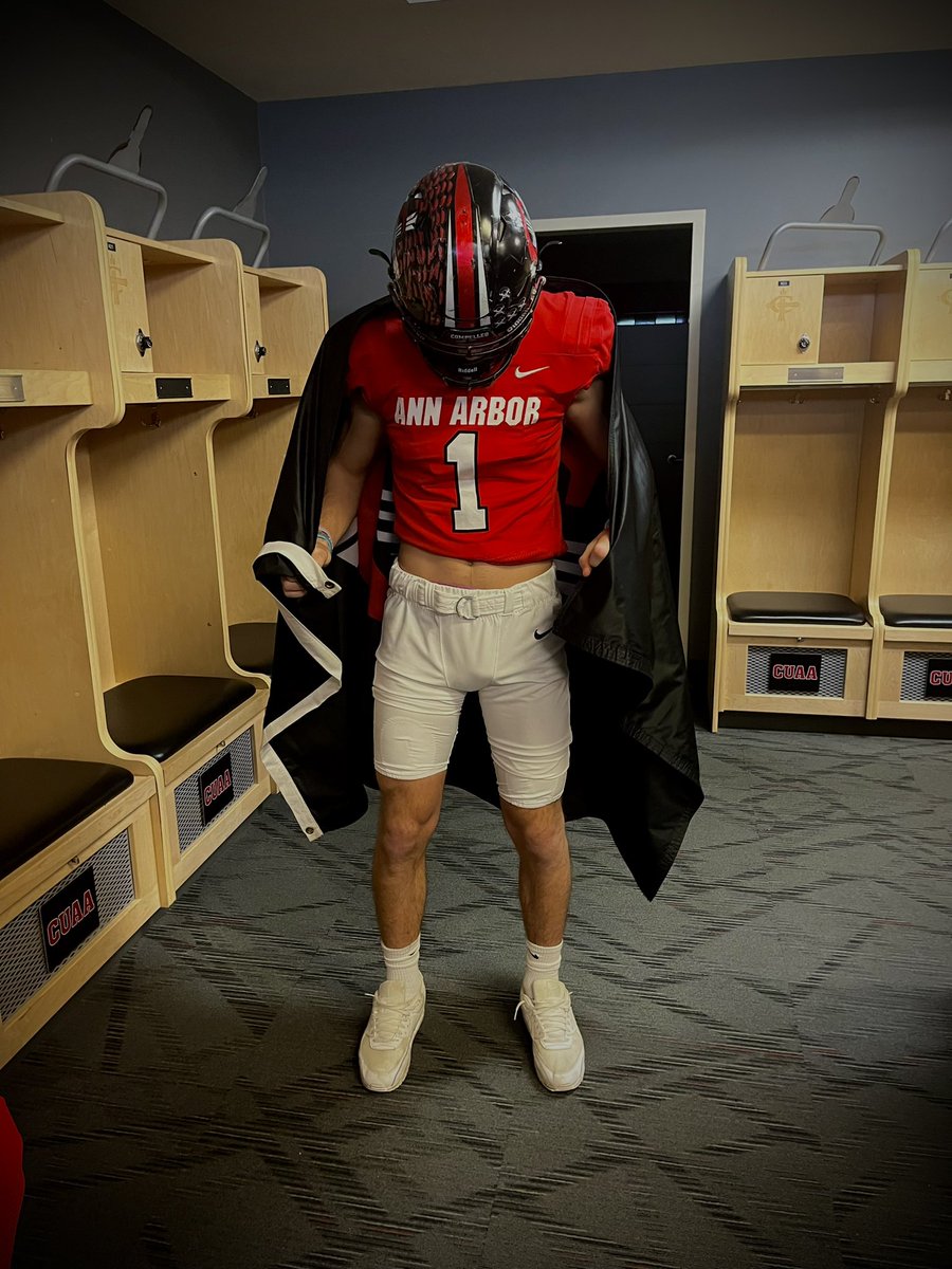 Bkedrow's tweet photo. Had a great visit to Concordia today! Thanks @elijahko8 and the rest of the staff for having me out there!

@IkeVEagles1 @CUAA_Football @TheD_Zone @MIexposure @RisingStars6 https://t.co/uFyLuGG87J