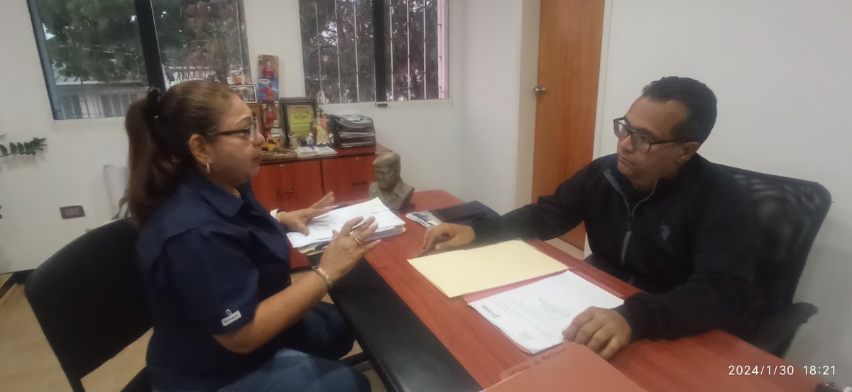 MBS1991AC's tweet photo. #30Ene | Sostuve reunión de trabajo con la Administradora de @CorposaludL Lic Magaly Suárez para revisión del año 2023 e inicio de actividades a ejecutar en el presente año 2024.
#MemoriaYCuentaAlPuebloDeLara

@NicolasMaduro @MagaGutierrezV @AdolfoP_Oficial https://t.co/KRVeARW3wP