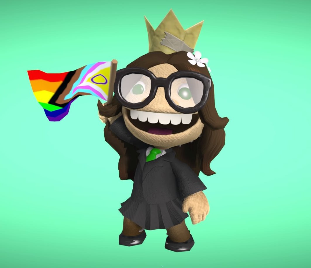 Dari_LBP's tweet photo. Here's my entry for the #LBPCGP. I couldn't do a good green-screen so I cut it out myself, but twitter fucked up my PNG, so I uploaded it here > https://t.co/x1Fu13vOP2 https://t.co/ux0jPfXS8D