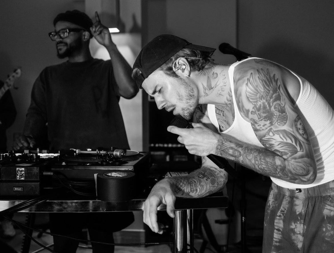 Bieber Novidade tweet media