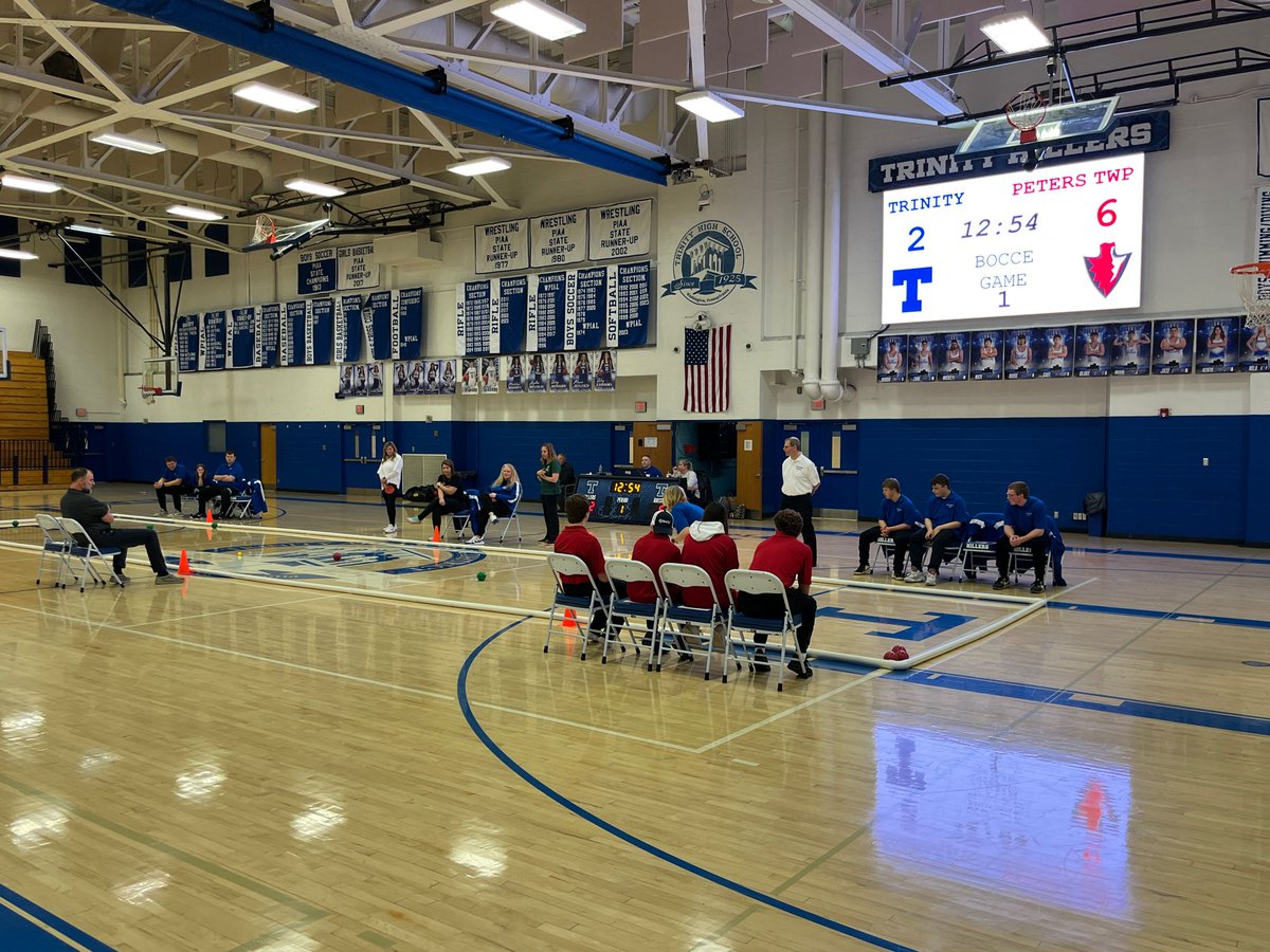 Trinity_Hillers's tweet photo. Great first home Bocce match for the Hillers! #itsagreatdaytobeahiller https://t.co/KMrSQO0tdF