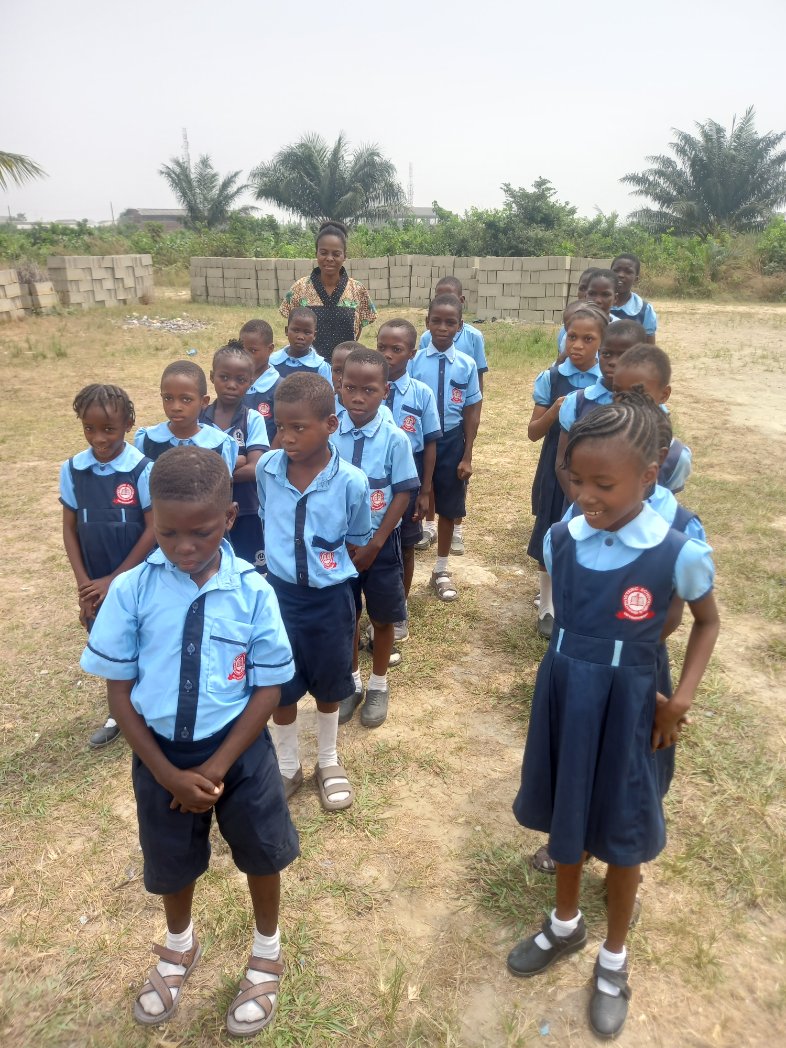 We established partnership with Victeric School, Oreta,Ikorodu, Lagos today. A good school with lovely kids. #supportkidseducation #Globalsupporteducation #lowincomecommunity #lowincomeschools #freetuitionschools