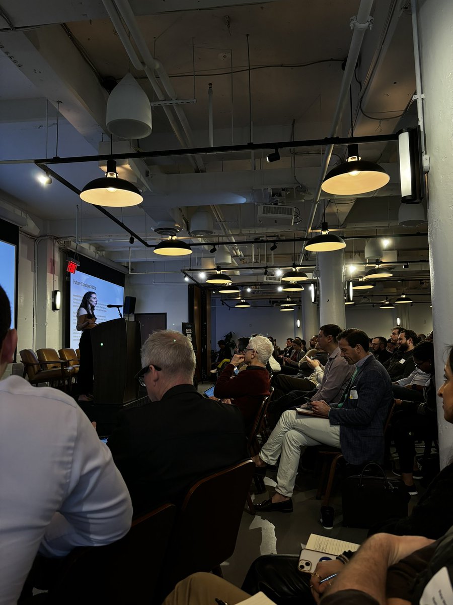 learattei's tweet photo. Excellent summit organised by @Zinc_Collective, @highergroundlab and @CoopImpact on the use of Generative AI in politics and issue-based advocacy. It was particularly interesting to hear from a range of startups and campaigns about how they are innovating in the space! https://t.co/6wafUPVvRZ