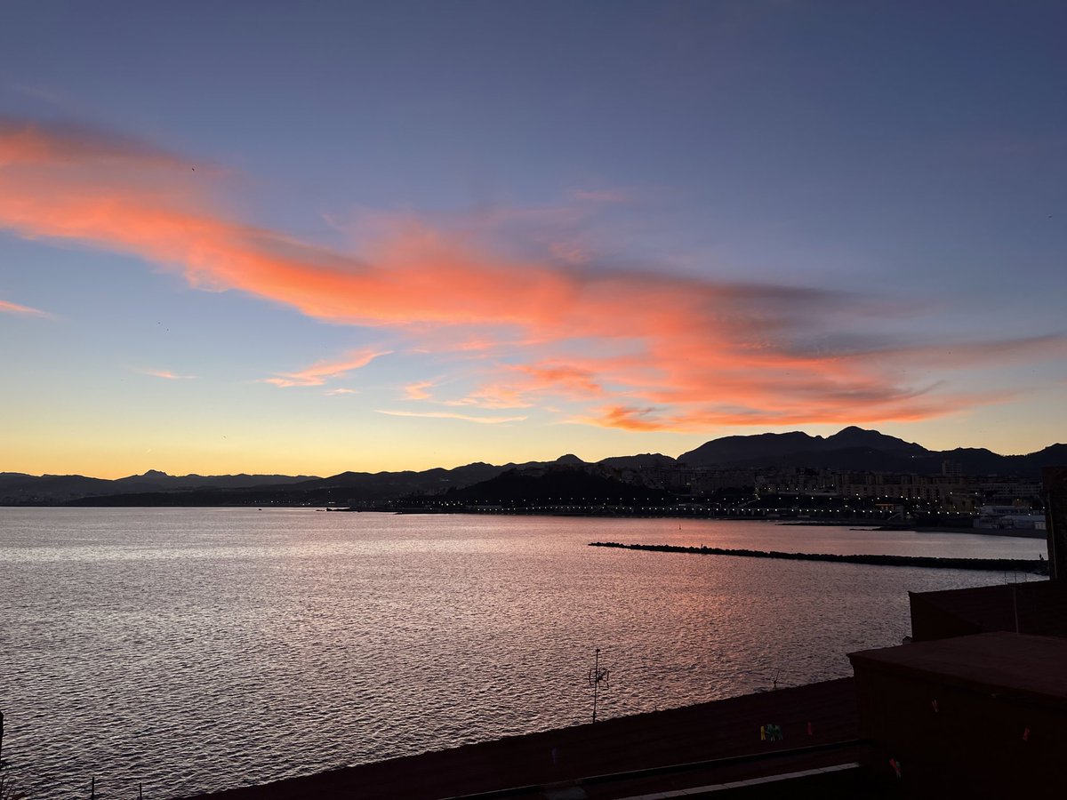 Jaragomee's tweet photo. @onetwts Ceuta❤️‍🩹 https://t.co/pEjE2BjWUR