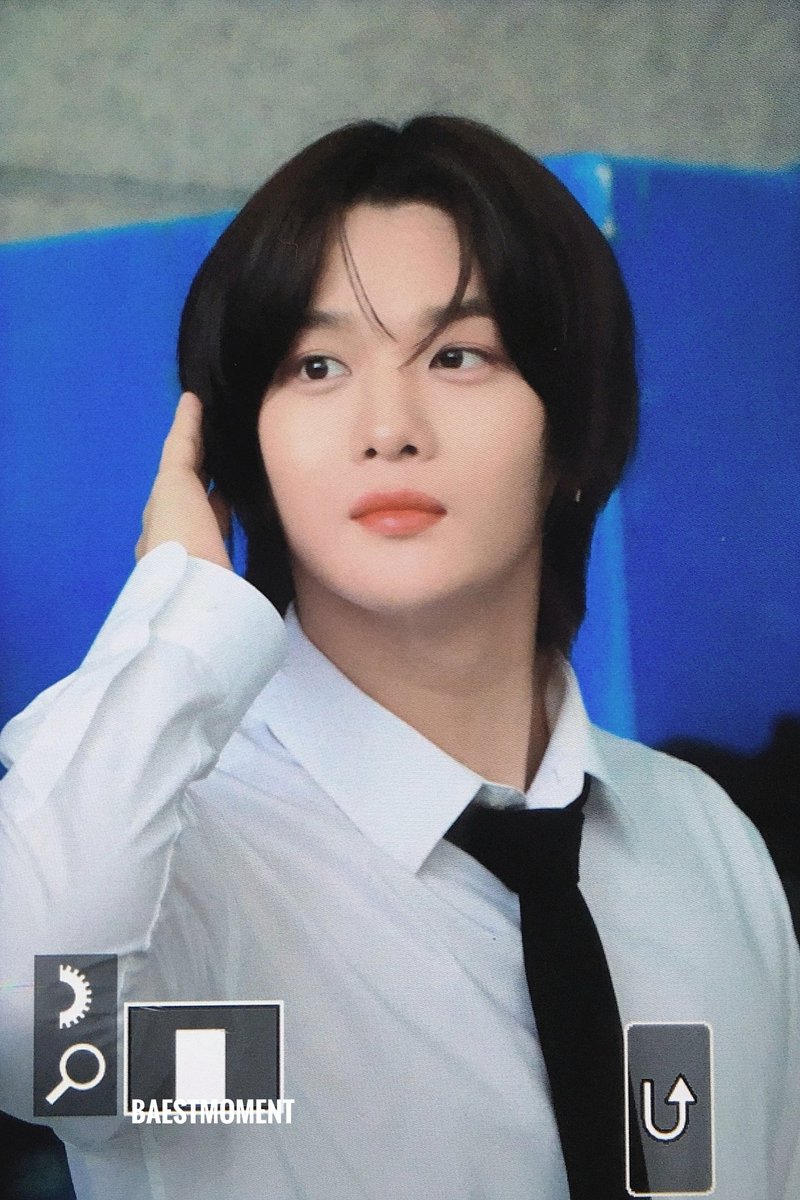 BAEst_Moment's tweet photo. 240131 #배진영 #CIX
나의 소년시대..💗 https://t.co/YpRZrQdutG