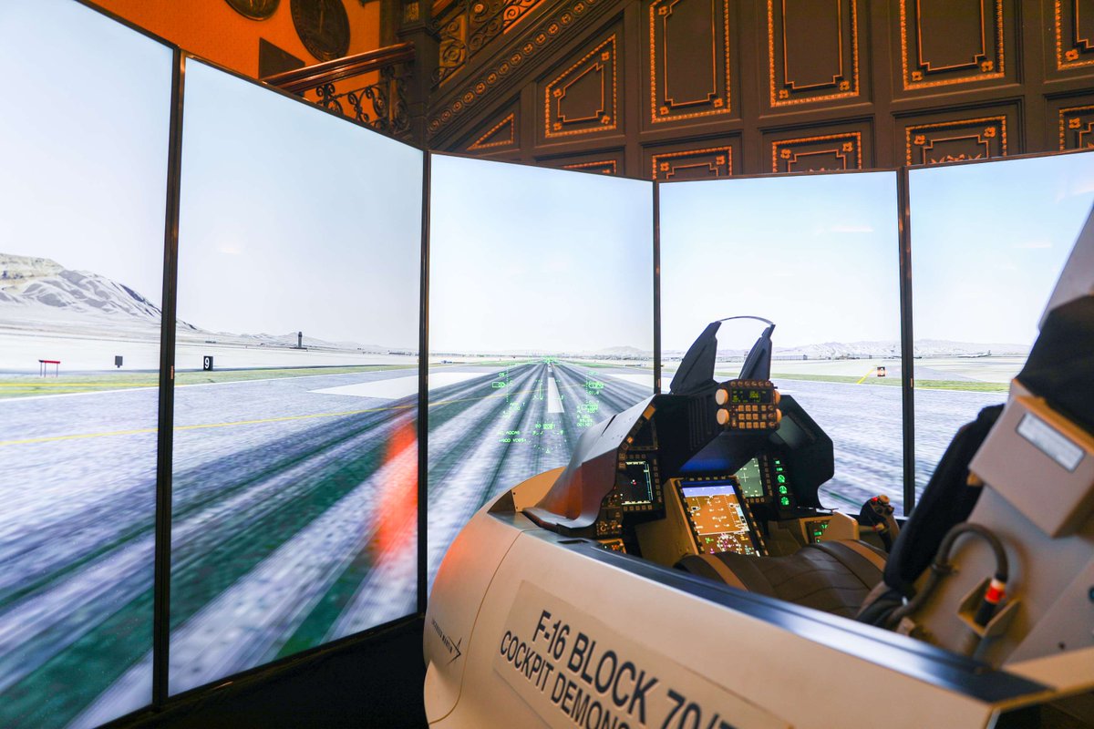 MidlandsTech's tweet photo. 6 MTC Aerospace Engineering students took control of the Lockheed Martin’s F-16 Fighting Falcon demonstrator at the State House yesterday with help from actual F-16 pilots showing them the way through the simulated skies of Las Vegas. 

Read more! 🔗 https://t.co/o2fNMr42Lu https://t.co/vvj04ceR5l