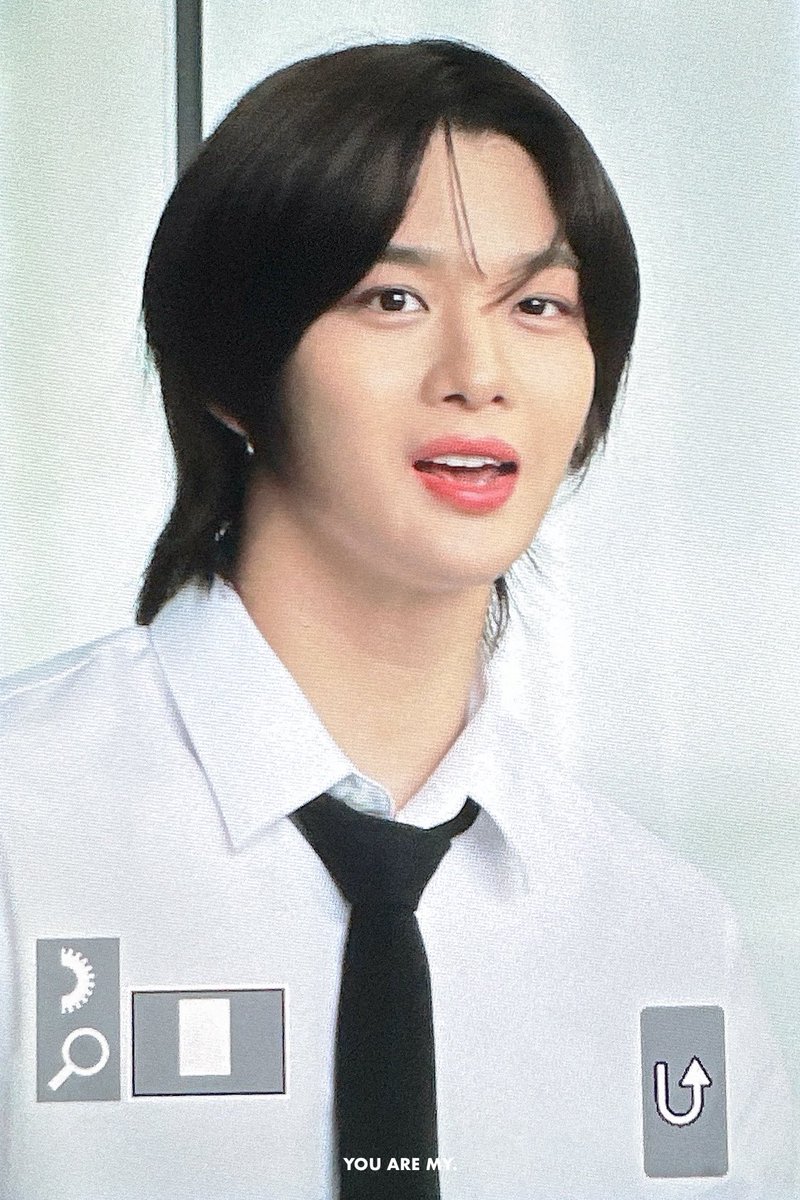 240131 #배진영 #BAEJINYOUNG #CIX
🩶