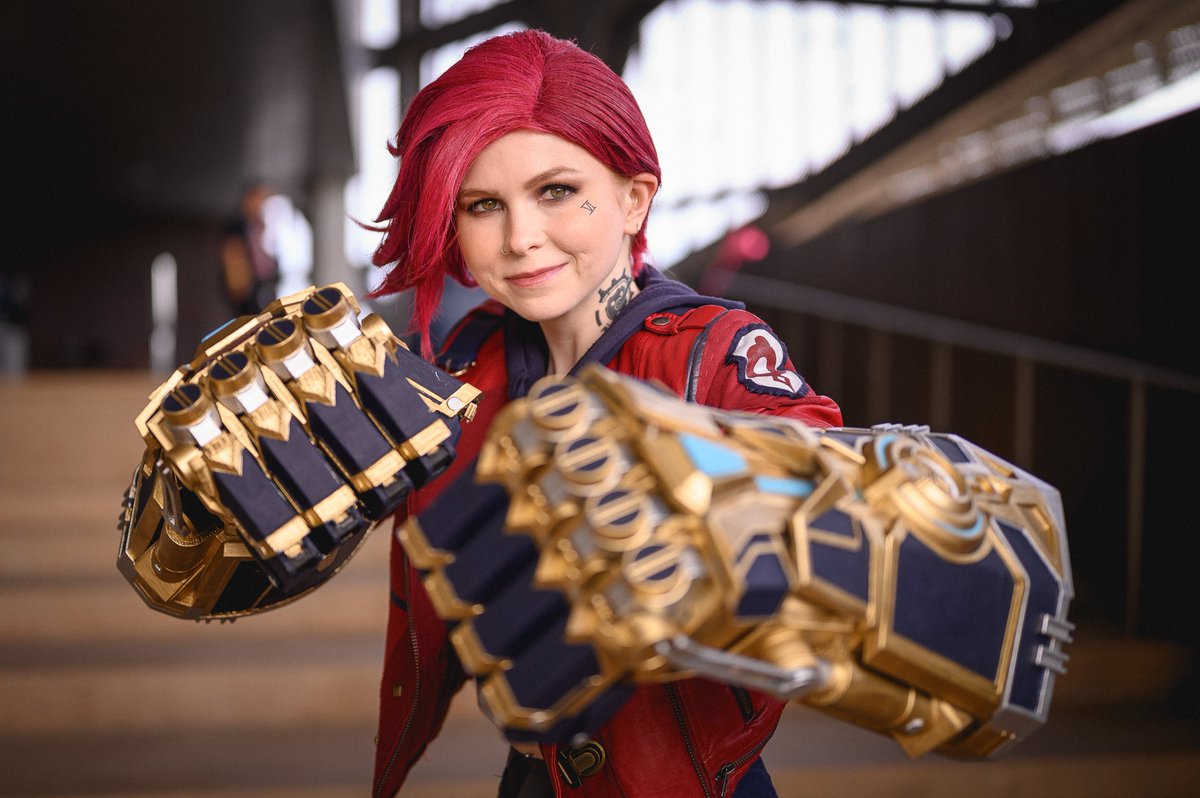 digitalartenvy's tweet photo. #fanfestival #fanfestivalcosplay #animecosplay #anime #cosplay #model #portrait #photography #photographer #artist #art #digitalartenvy #fortworth #texas #nikon #vi #vicosplay #viarcane #viarcanecosplay #dc #dccosplay #starfire #starfirecosplay #teentitans #teentitanscosplay https://t.co/15kVgX56NS