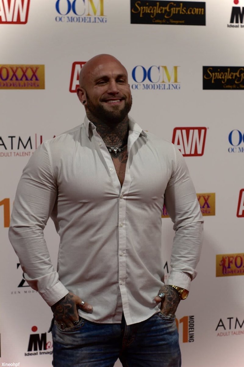 GetStonedXXX's tweet photo. AVN White Party 2024! 😎 Probably the only time all year you’ll catch me in a white shirt 😝 #GetStoned https://t.co/TN5fDnspiz