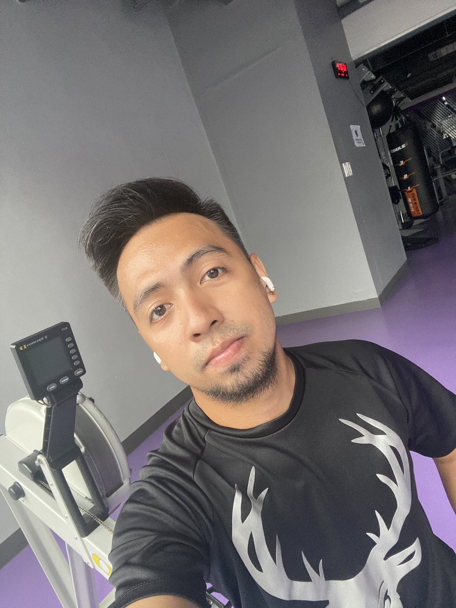 jayceetheworld's tweet photo. Sweat the stress out 🏋️‍♂️ https://t.co/KgcRfer59D