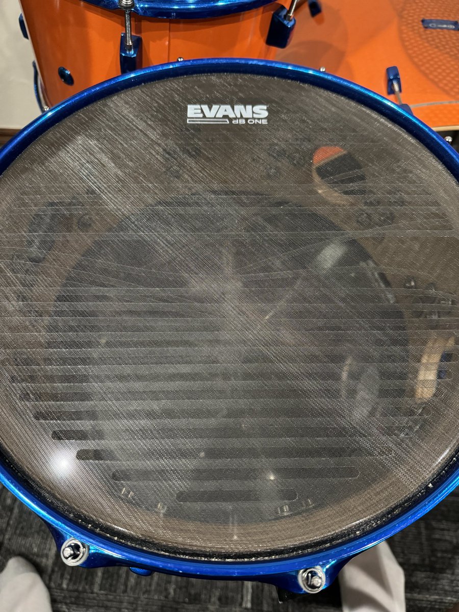 BradBenefield's tweet photo. @EVANSDrumheads what am I doing wrong here??? https://t.co/IzvsPE34vd