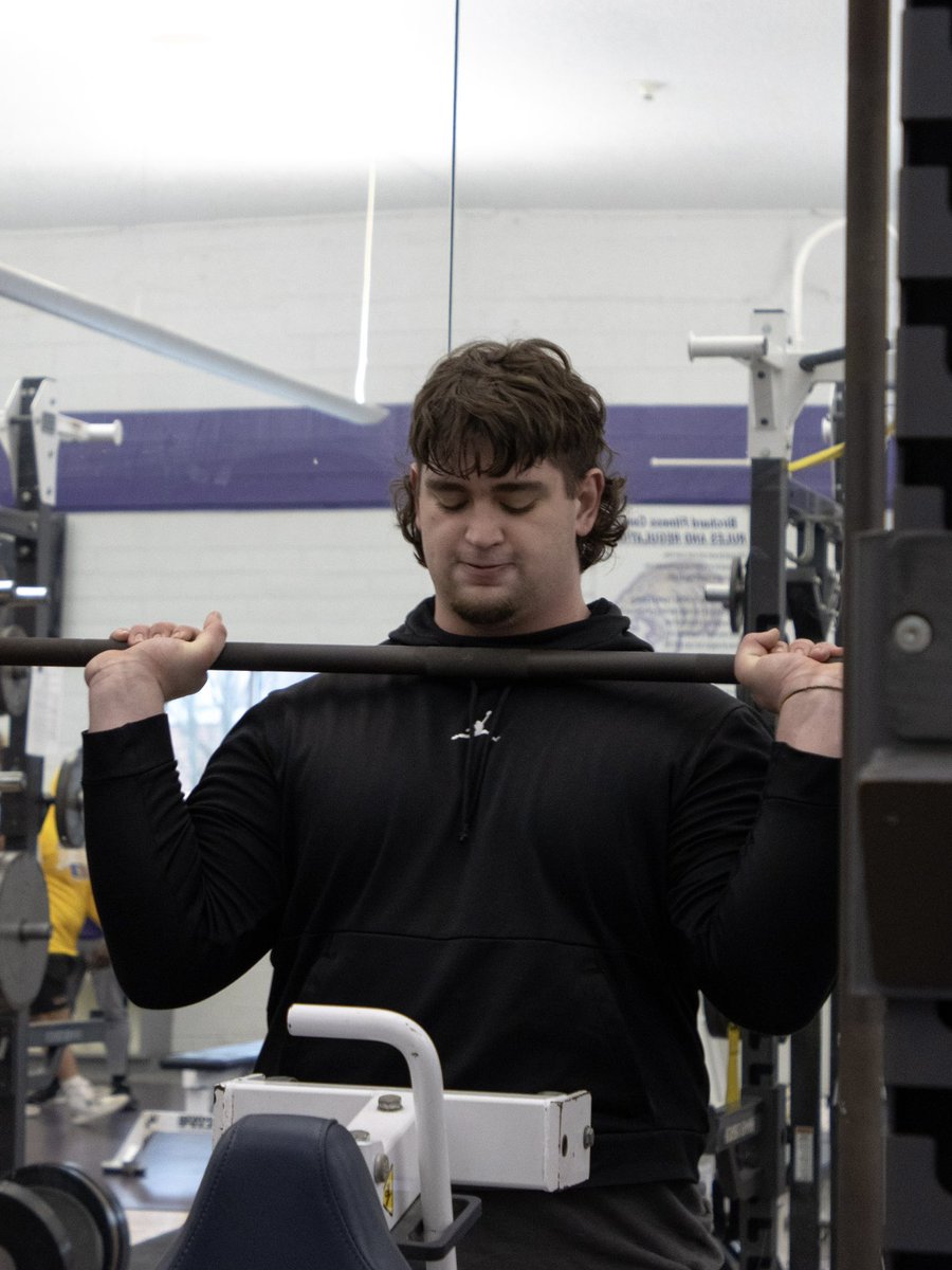 Putting in the work💪💪 

#GoldStandard