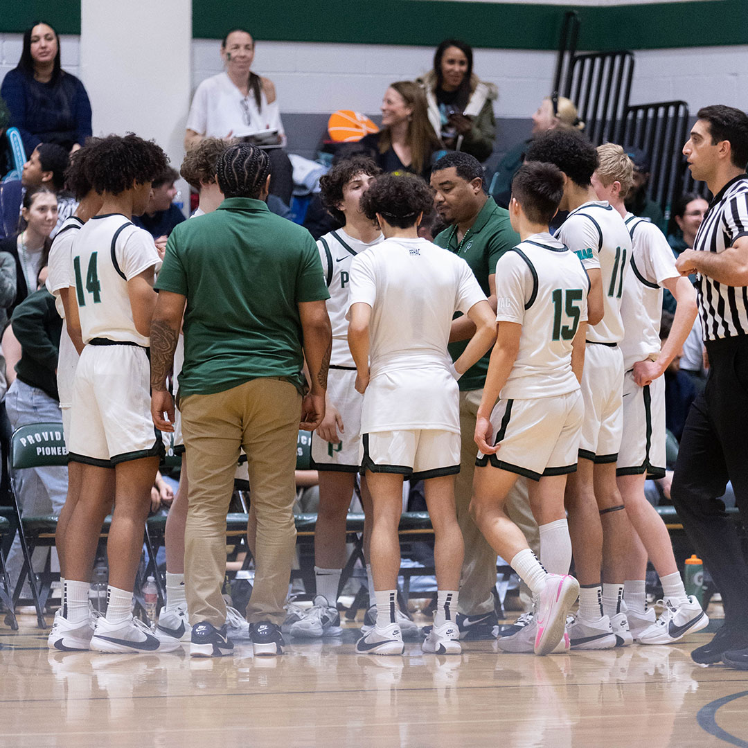 PHSburbank's tweet photo. Homecoming Hoops 💚@phsathleticdept https://t.co/6k5mGmwewu