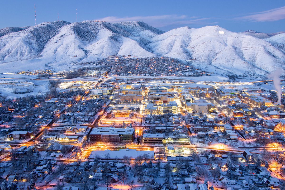 Although it’s all snowy here in Colorado, your #ChemEd2025 committee is already planning for summer, of 2025!! If you’re interested in attending or sponsoring, reach out to us! 😊🧪⛏️