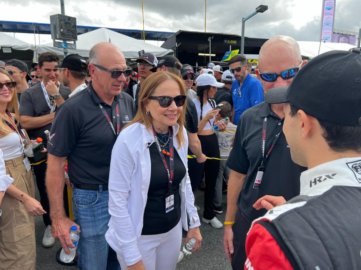 PipoDerani's tweet image. What an honor to have Mr. and Mrs. Barra join us at Daytona. Mary has acted as the chair and CEO of @GM since 2014 and have them cheering on us this last weekend certainly gave us an extra boost. All I can say to them is thank you for supporting our mission. 😊 #beiconic