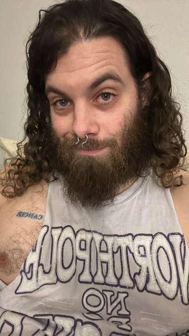 SrgtHoochiePapi’s pics and videos