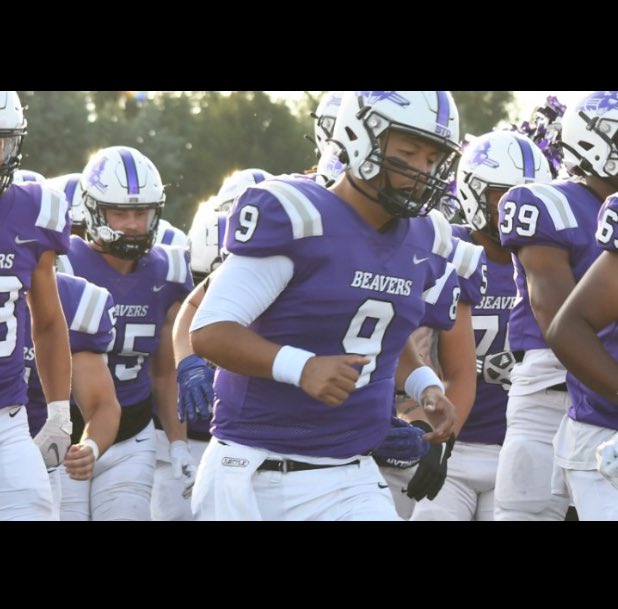Hutchins76_TJ's tweet photo. Blessed to receive my first offer form the University of Bluffton #GoBluffton @RockmartJackets @coach_shank05 https://t.co/C22k0GyUaR