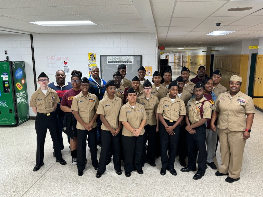 GarnerPrincipal's tweet photo. Proud of my NJROTC unit at the NS1 Competition held at Cox HS this past Saturday!  Booker T. Washington HS is making me proud ... proud ... proud! https://t.co/r9jt4Y1nXb