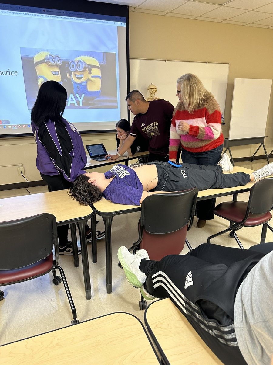 HornedFrogAT's tweet photo. Highlights from the 2024 SWATA Student Development Workshop: Our students mastered clinical skills like MFD &amp; EKG analysis, embraced cultural competence, and discussed care of athletes with hyper-mobility spectrum disorders. Plus, our quiz team nabbed 4th in the SWATA bowl! 🏆👏 https://t.co/e32FlVHTr6