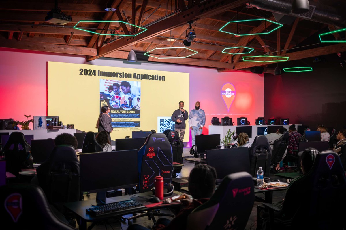 solafoundation1's tweet image. We hosted a successful info session for our SoLa scholarship program alongside our partners @Hiddengeniuspro 
Have any questions regarding our scholarships? Click for our UPDATED frequently asked questions page! 🎓🎊  thesolafoundation.org/faq