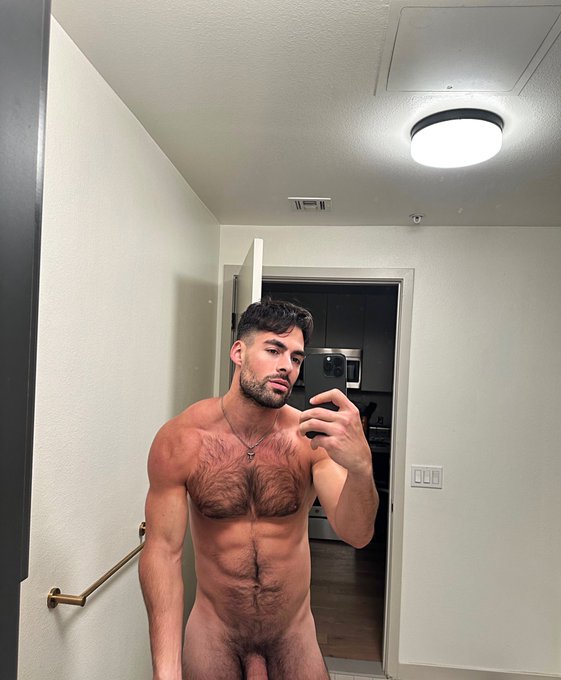 Come join for a free trial❤️🫶 Welcome to my world 🌍😈 OF⬇️⬇️  https://t.co/cpxySunAkA https://t.co/lu