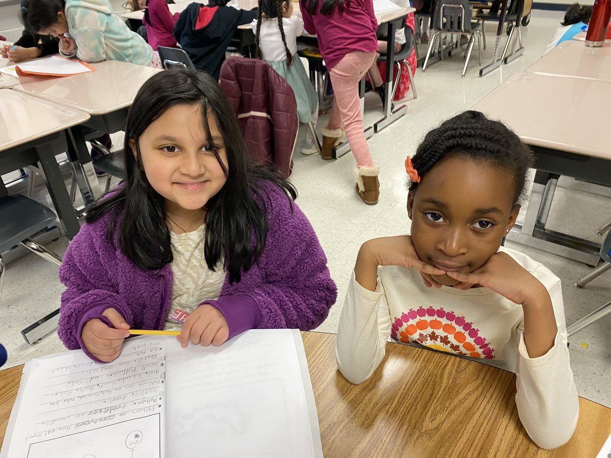 We had a fantastic time sharing our nonfiction animal books with our Pup partners! Thank you for being a great audience! <a href="/RLCPrincipal/">Diane Insari</a> <a href="/MrsEngle7/">Kim Engle</a>