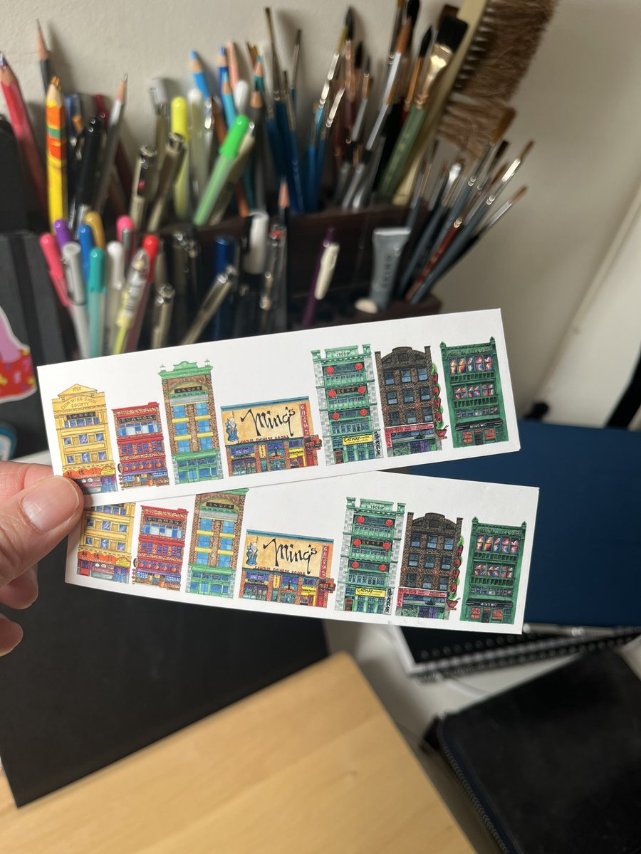 Need a reason to come to the Re-Imagining Chinatown exhibition at THIS Gallery in #chinatownYVR this weekend? Got these cute bookmark business cards to handout. Hope to see you there!