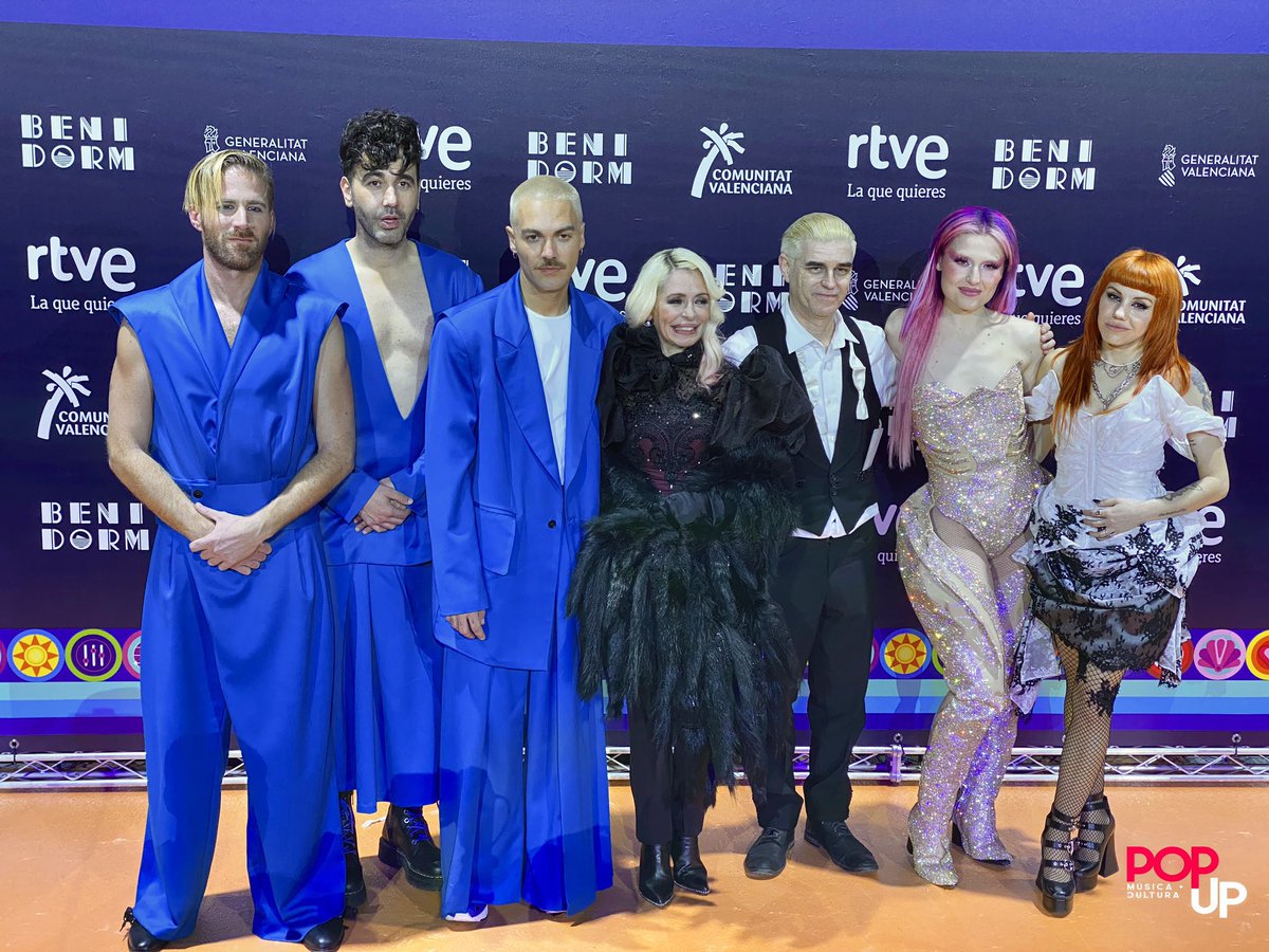 Miss Caffeina tweet media