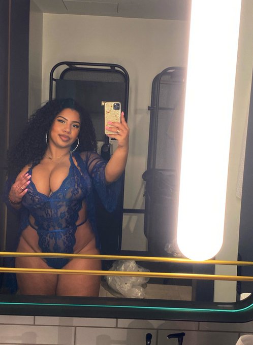 Say I'm the one you want so come express it 💫 https://t.co/Q9IjvRyYxm