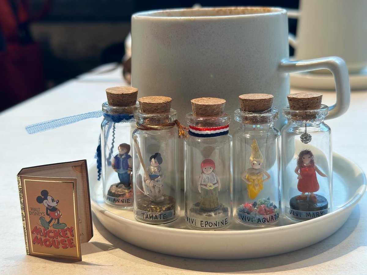 watabiki_sayaka's tweet photo. 小さな小さな瓶に詰まった
大きな愛のプレゼント🎁
Instagram↓
https://t.co/yitw2SE4IC
アップの写真は
インスタの方に載せてます✨
#JERSEYBOYS
#リトルマーメイド
#レミゼラブル
#太平洋序曲
#Inthishouse https://t.co/0v5NDoXi8e