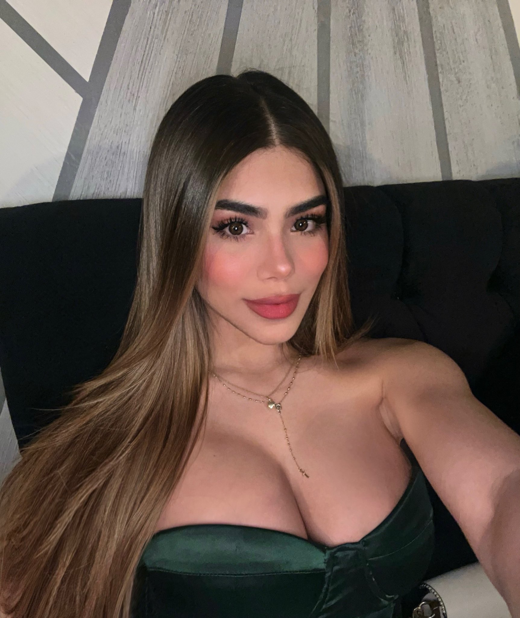 Victoria Valentina Acosta Farias on X: ig victoriavalentinaf 💕  t.coND5puiiD4p  X