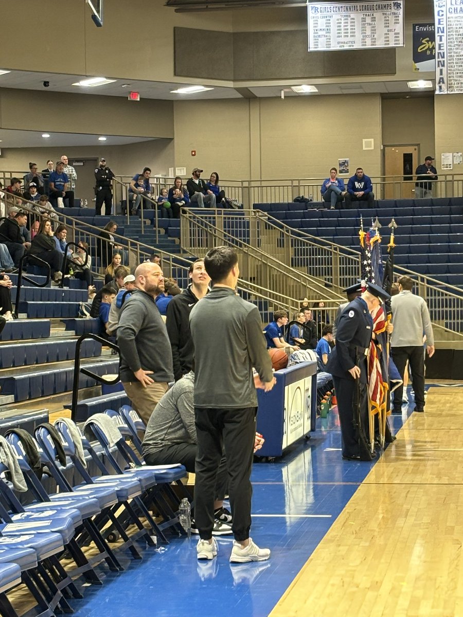 Glenn Kinley (@glenn_kinley) on Twitter photo .<a href="/IchabodMBB/">Washburn MBB</a> alum Tyler Geiman is back in Topeka tonight with his Alma Mater, Blue Valley High.
Covered a lot of huge shots when this dude was at WU. .<a href="/IchabodMBB/">Washburn MBB</a> alum Tyler Geiman is back in Topeka tonight with his Alma Mater, Blue Valley High.
Covered a lot of huge shots when this dude was at WU.