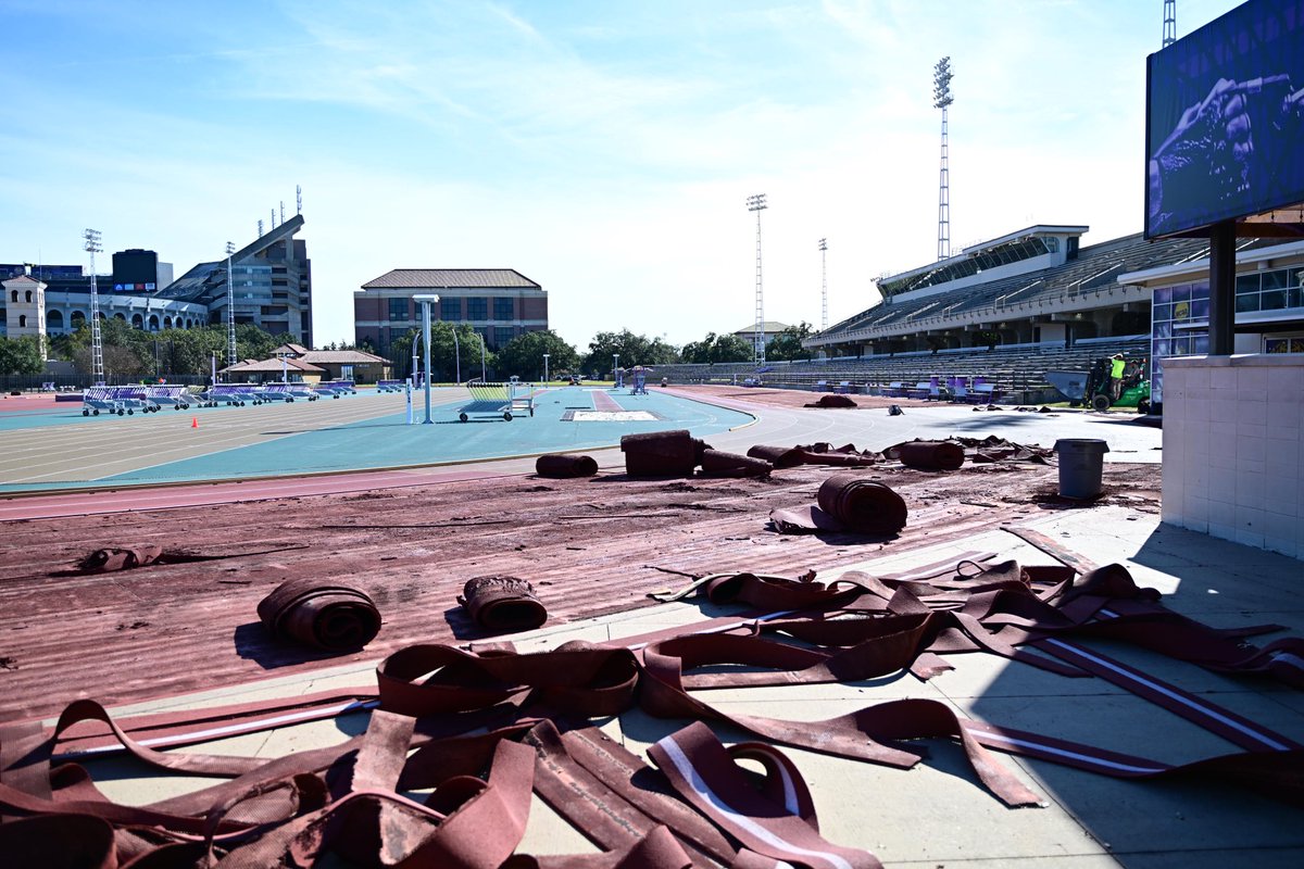 out with the old ✌️