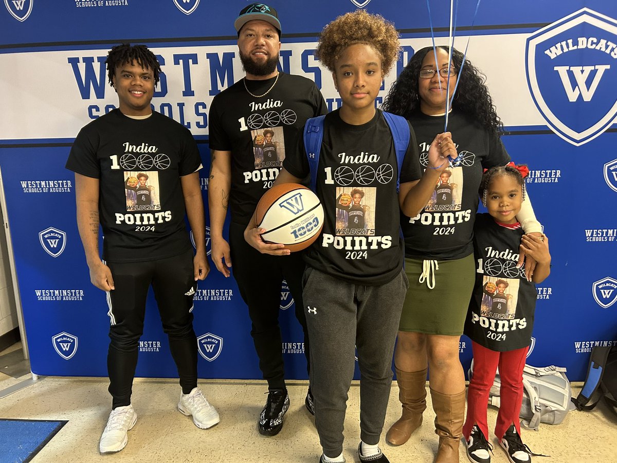 Indiaicecold's tweet photo. I am highly blessed to say that l've scored 1000 career points. I want to thank God first, my family, my coaches, teammates, and everyone who has been apart of this journey. I love each of you and I am very thankful for this opportunity and enjoying every bit of it! @WSAWBB #4 https://t.co/VmZDT1pESr