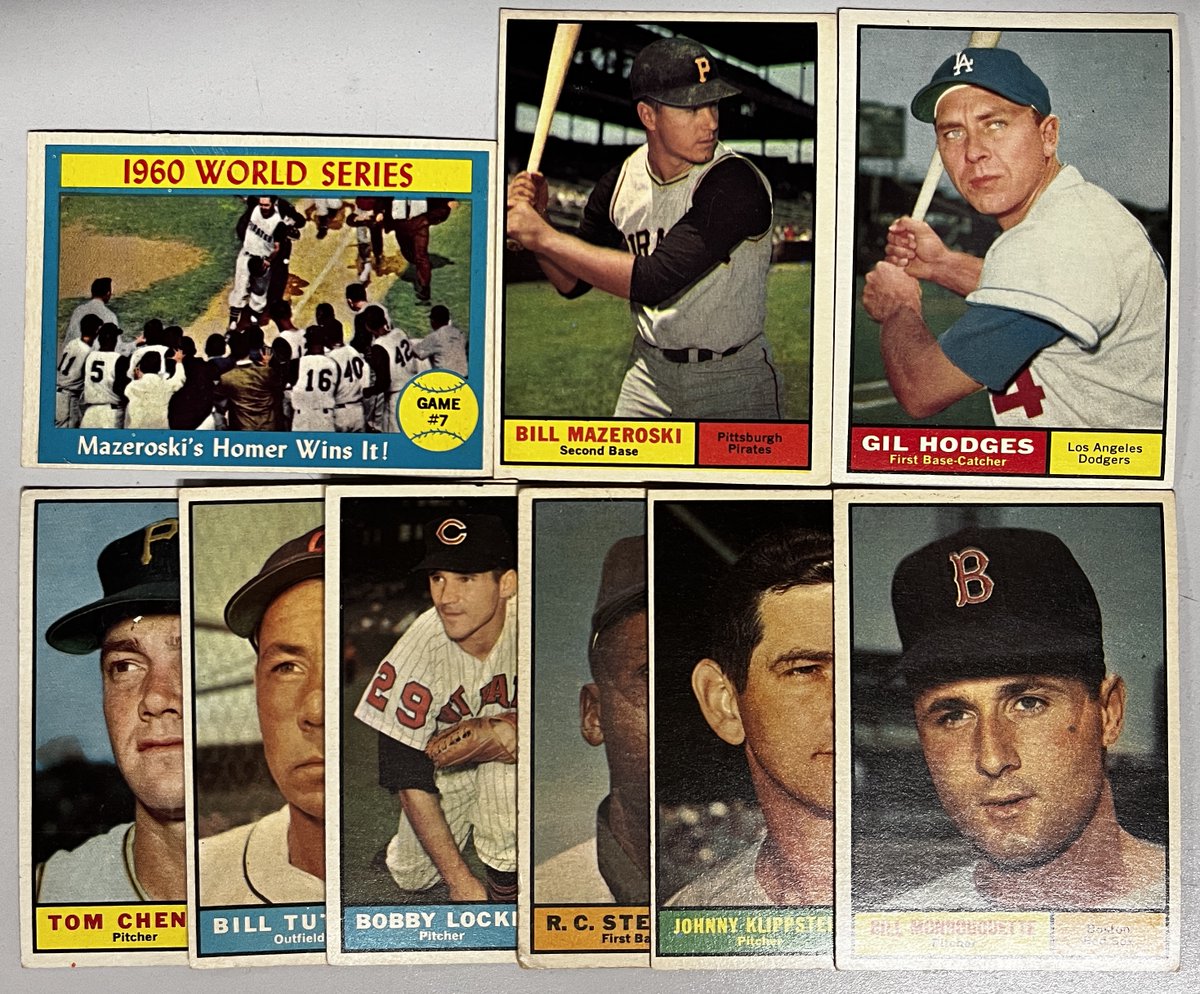 Oregarus's tweet photo. Did I have a great #Mailday today? YES! Some high number and HoF #1961Topps and some nice #1958Topps. Moves me to 88.6% complete on the '61 set. #SetBuilder #SetBuilding #Topps https://t.co/iyfHBzlQXH
