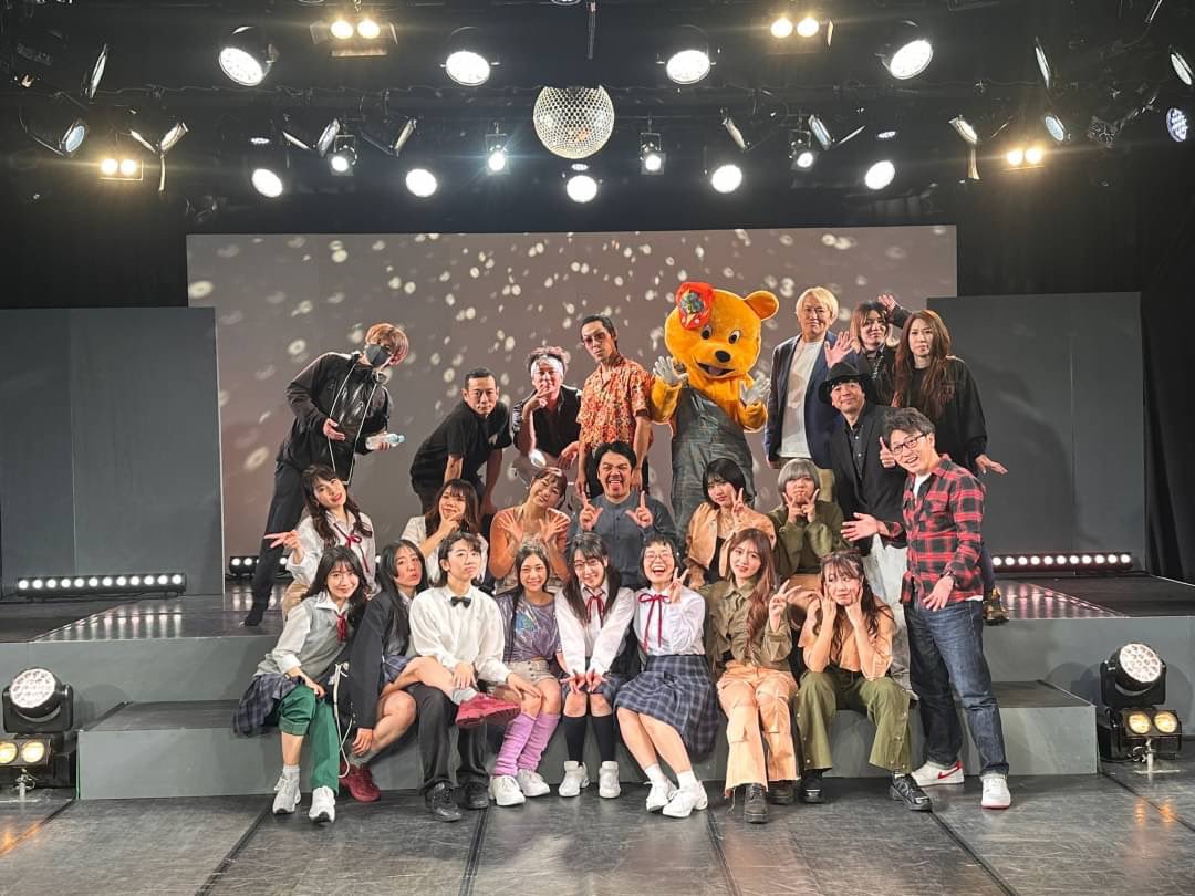 zu_mozu_mo's tweet photo. 遅くなりましたが
「オプティーマへようこそ！」
終演いたしました！😌✨️

素敵なキャストの皆様、関係者の方々とご一緒できたこと本当に嬉しく思います🥰見に来てくれたみんなにも感謝しかないです🥺🙏

本当にありがとうございました！！！

 #オプティーマ  #オプティーマへようこそ https://t.co/sRSS28yVu6