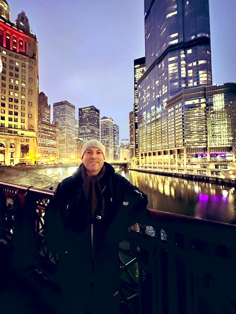 djfrancisdavila's tweet photo. Chicago ❤️❤️❤️ https://t.co/4XHeCxcqm1