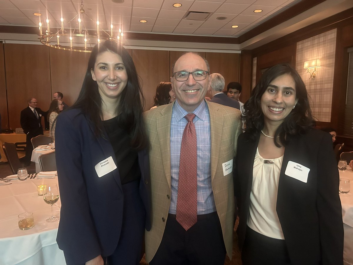 Two of our awesome residents @CAlvaradoMD PGY4 and @UmaV_Mahajan PGY1 were selected to present cases at the @CleveSurg “Stump the Stars” competition! Uma even won first place! A great time was had by all! @AmmoriJohn. Congratulations to these 2 ⭐️s!