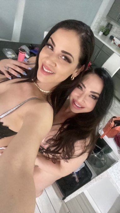 Can&rsquo;t wait until this is released on my onlyfans got into a situationshionship with @MsMae4u  coming<a href="/tag/newprofilepic"class="tags"><span>#newprofilepic</span></a>