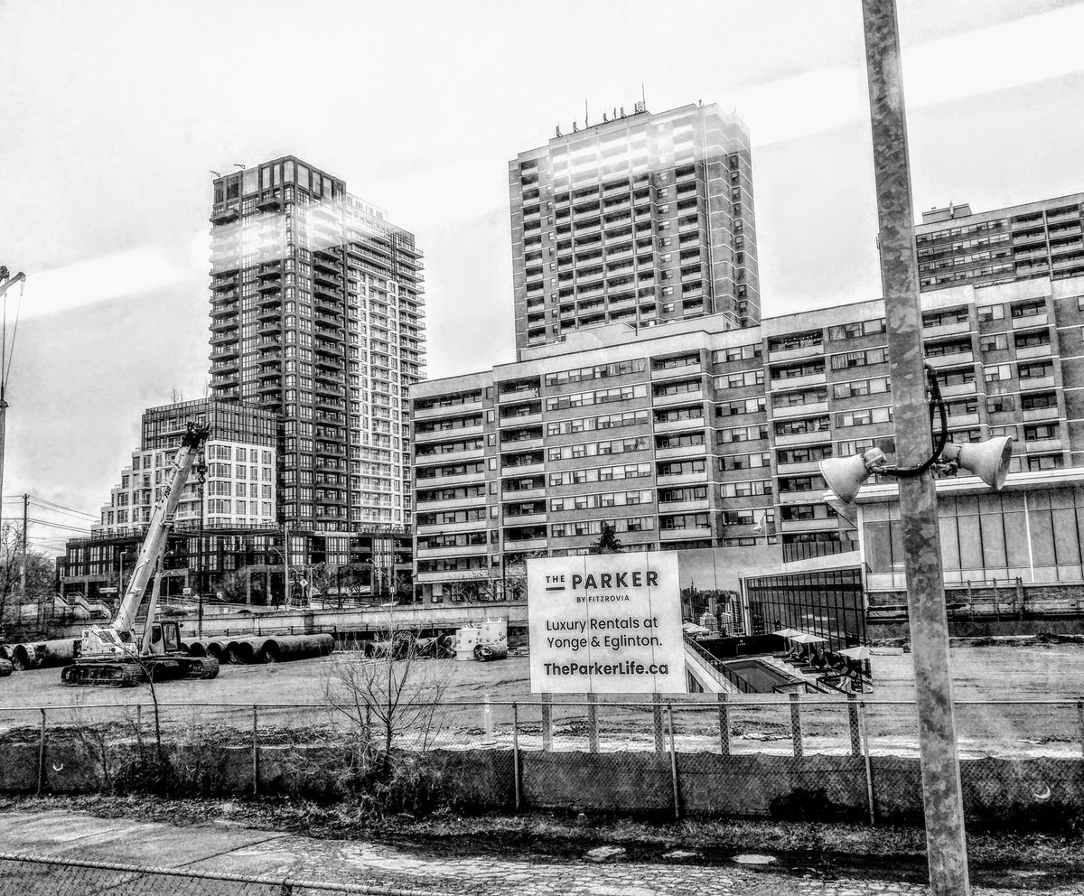 Danforth
📸: Downtown, Toronto 
Condos (New/Old)

#Toronto #Ontario #Canada #Danforth #construction #condo #RealEstate #housing #condos #vancouver #alberta #halifax #winnipeg #downtowntoronto