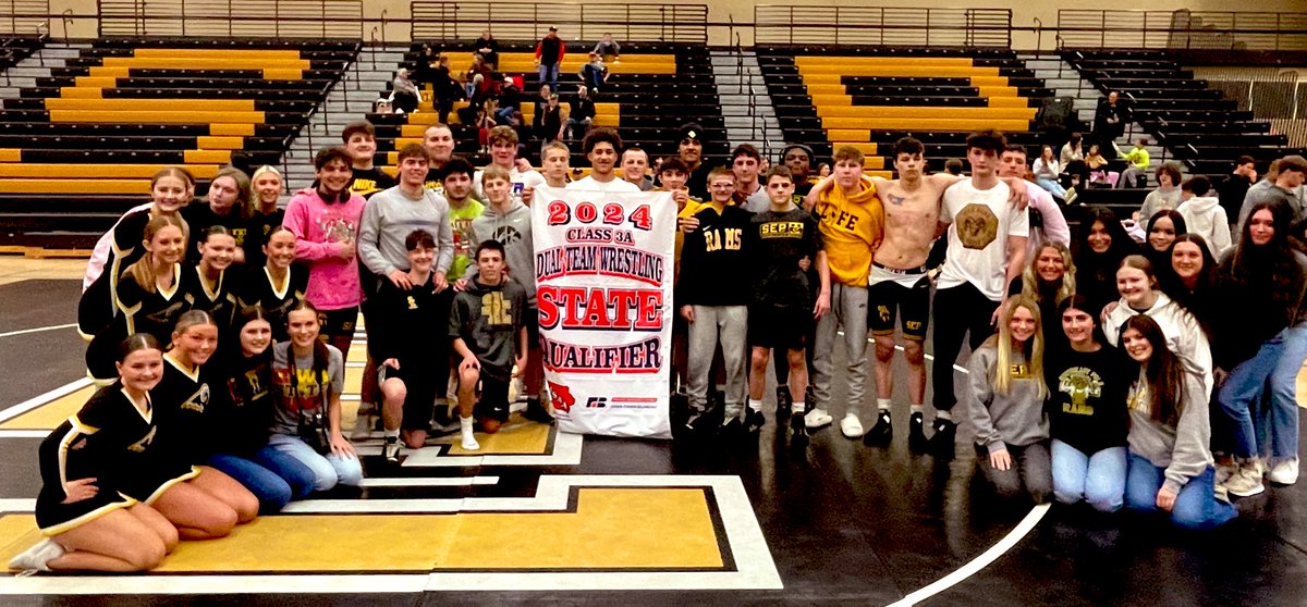 sepwrestling's tweet photo. Back to State Duals. 16 in Row. 

Last night @ SEP the Seniors (unofficial Senior Night)!

#GoRams https://t.co/dW2GReAPuA