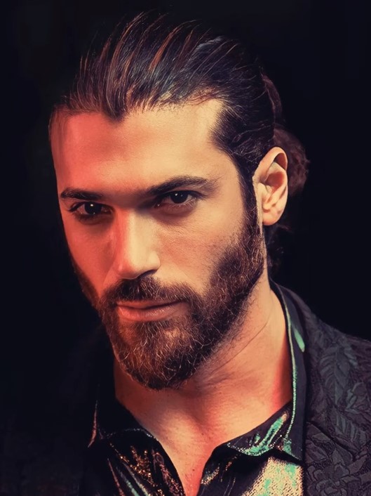 “When I look at your eyes, my heart flutters.”♡
 Editie piaf 

Good morning ☕️   
Have a happy Wednesday 😘☕️
🔹️#CanYaman 🔹️
#ELturco ⚔️
#Sandokan 🗡