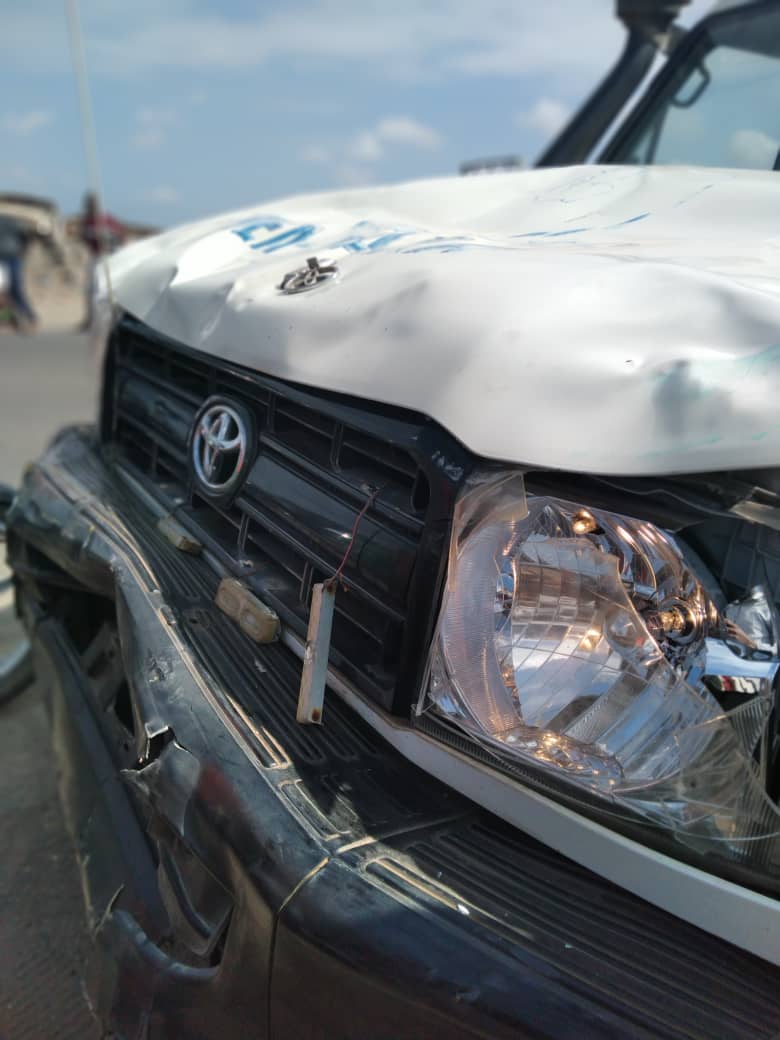 Initiative__53's tweet photo. Accident mortel hier à proximité de l'Université de Djibouti impliquant un bajaj "Touk-Touk" et une ambulance. Une pensée aux victimes et à leurs familles. 
#RoadSafety #SécuritéRoutière @PoliceDjibouti @WHODjibouti @Min_Int_Djib @PNUDDjibouti @UNDjibouti @UNRSC @RoadSafetyNGOs https://t.co/9vt7wE8I5j