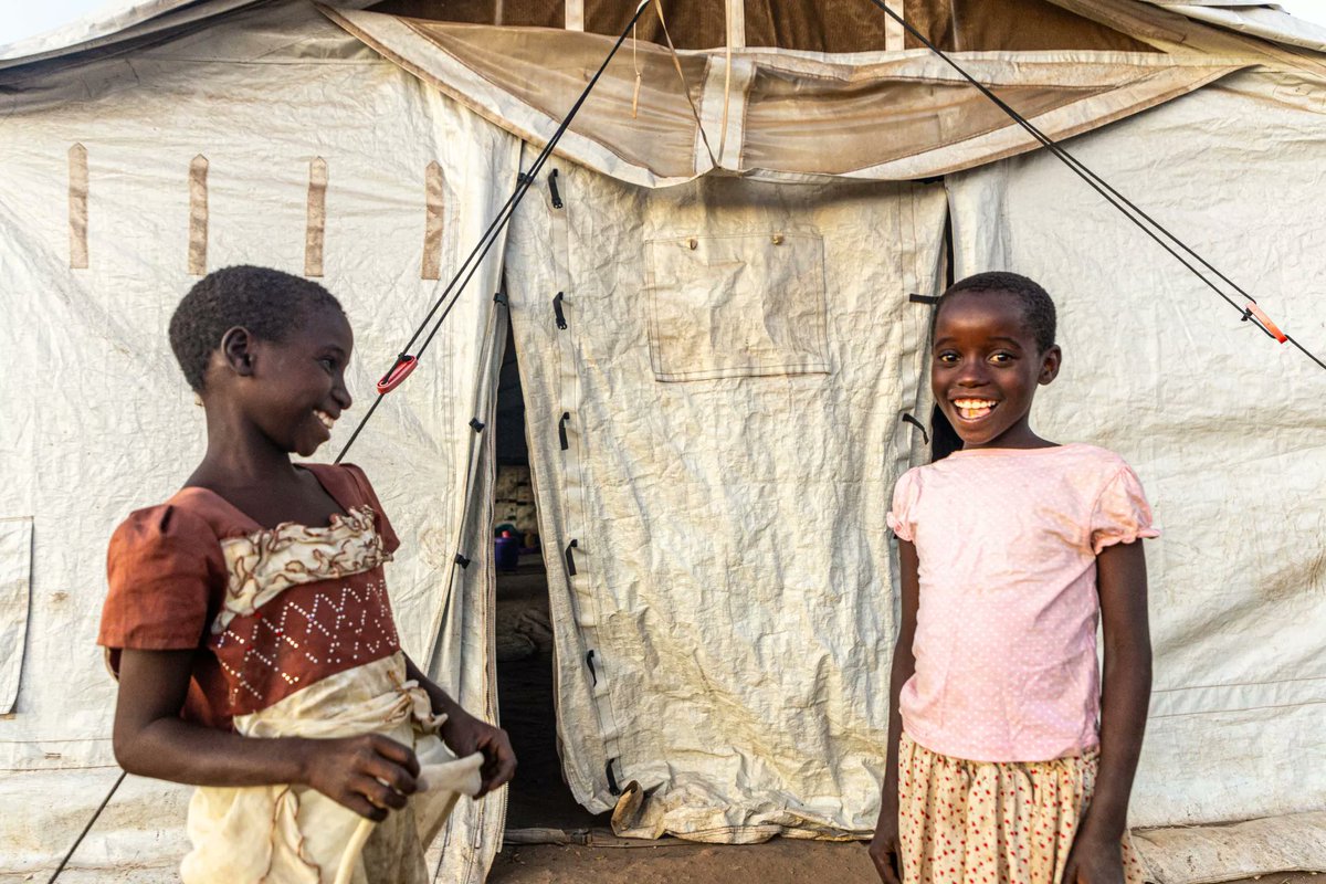 UNICEFMalawi's tweet photo. Mental health matters.

Through the #UmoyoWathu #UN Joint programme, #UNICEF provided psychological and mental health support to cyclone Anna survivors in Chikwawa district to restore their mental health: https://t.co/i8hR6FN7v8 https://t.co/dwAfX6wLZ9