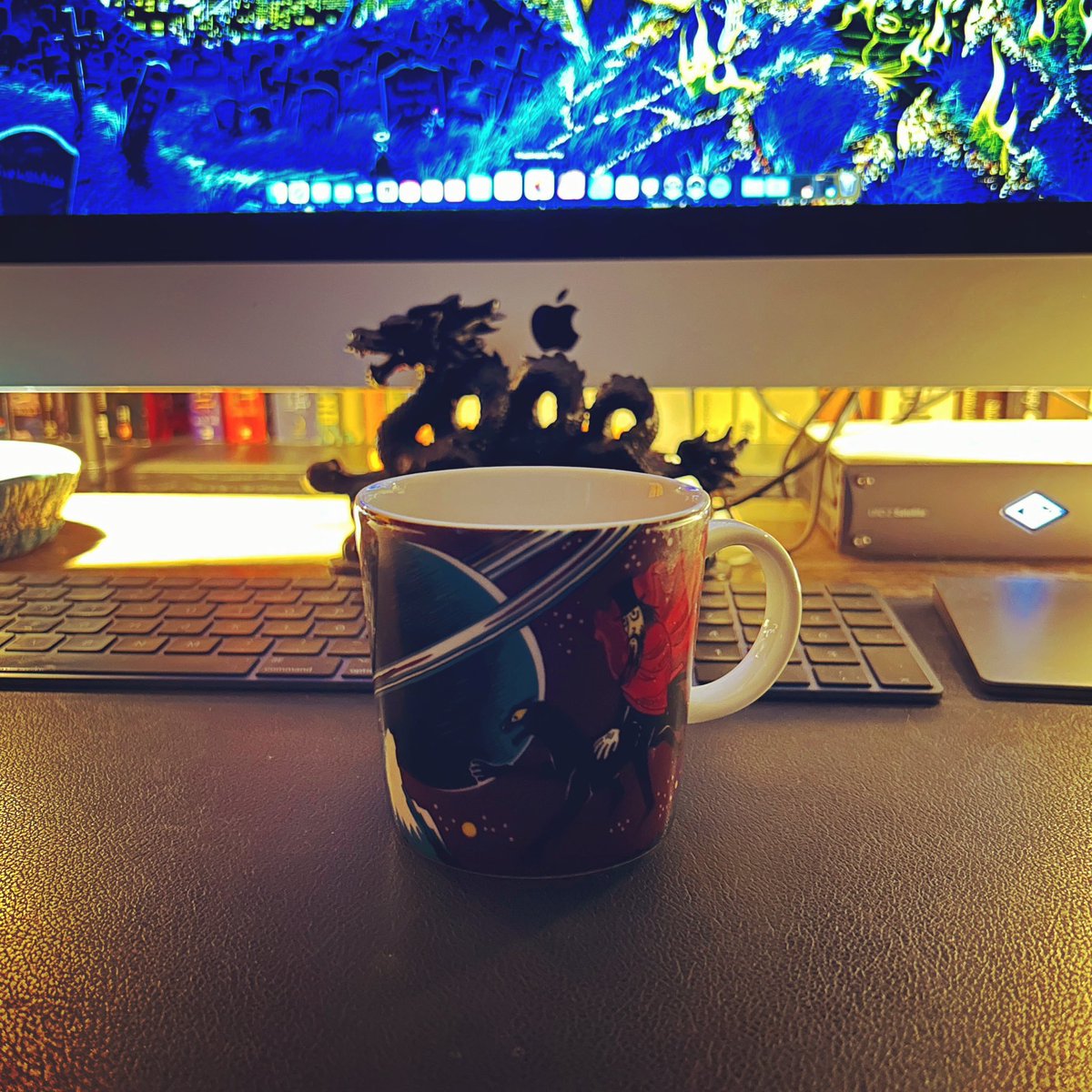 pmsaari's tweet photo. One of those mornings that requires your favorite #MoominMug. #GoodMorning!
#ExpressYourselfWithAMoominMug #moomin #mumin #muminmugg #moomi #myyuumimuki #moominarabia #coffeewithmilk #morningcoffee https://t.co/7CuBMABGja