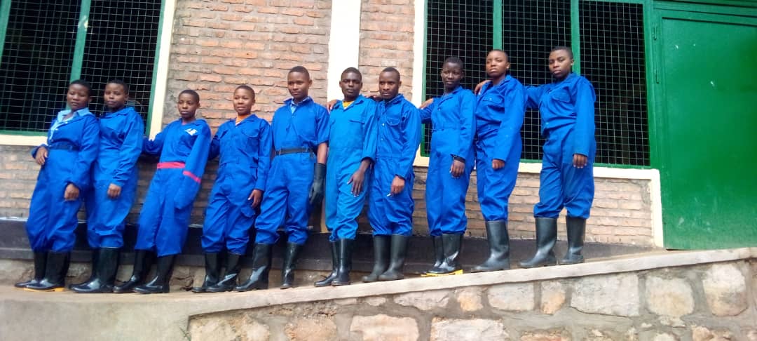 nyacyina's tweet photo. ES NYACYINA TSS STUDENTS https://t.co/YcAvwwRa8i