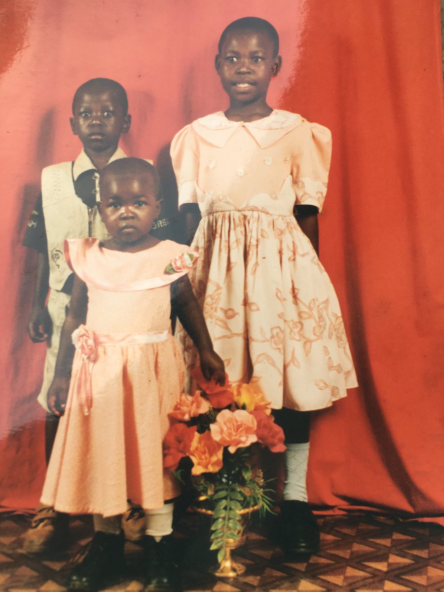 NaweguloM's tweet photo. ❤️my siblings and I ☺️ https://t.co/e0kz75XOyw