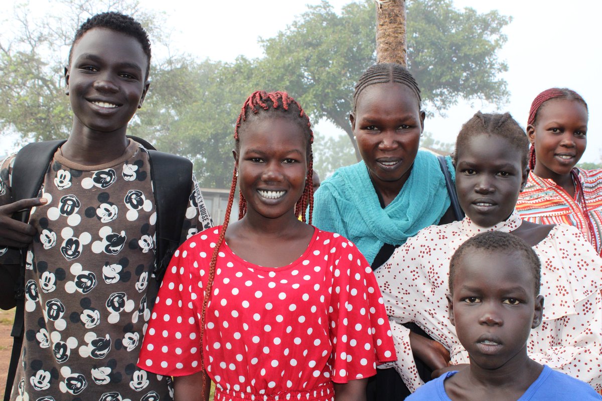 AIRDInt's tweet photo. A family of refugees from South Sudan that was transported from Nyumanzi reception center in Adjumani district to Palorinya settlement in Obongi district. Once they arrive, they will be supported further to integrate within the host communities and live normally. https://t.co/O7jb8Y2Hko